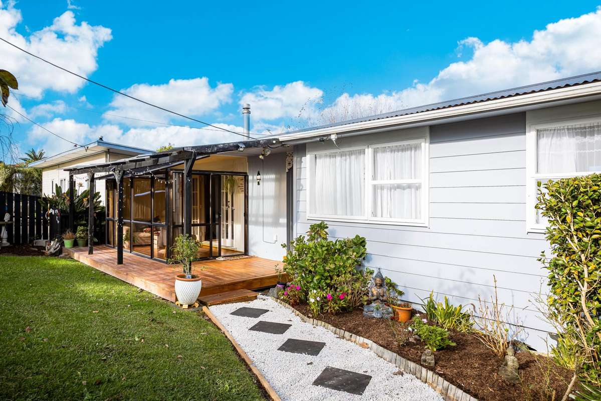 33 Brigitte View_0