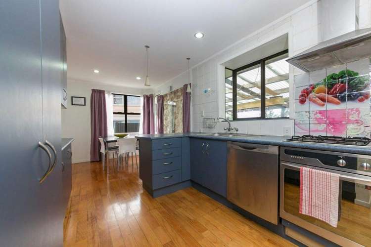 9 Queen Mary Avenue New Lynn_3