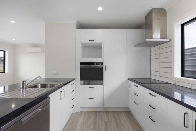 43 Collins Street Hawera_2