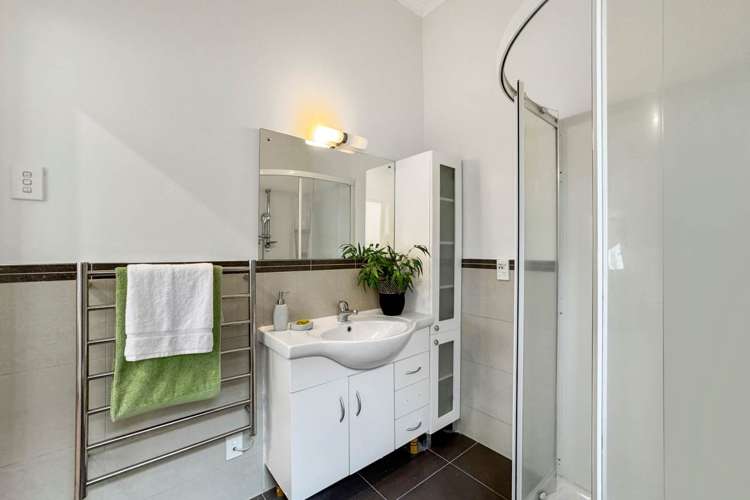 54 Winstone Road Mount Roskill_18