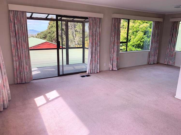 1/39 Sunset Road Totara Vale_5