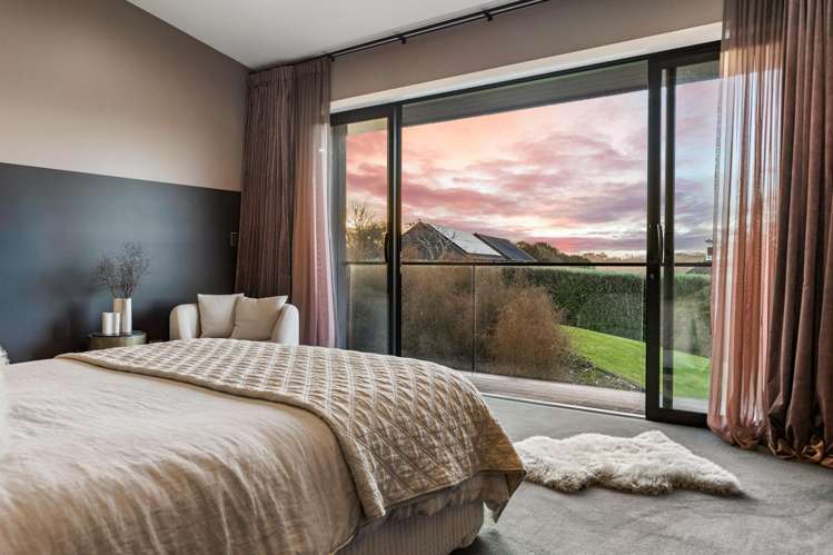 15 Myra Evelyn Grove Dairy Flat_9