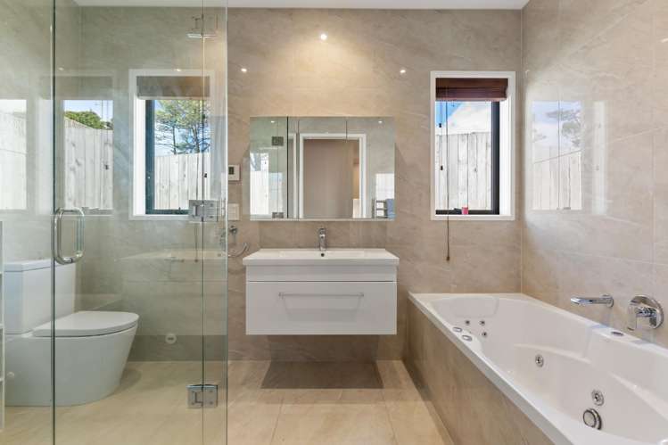 20A Tiri Road Manly_20