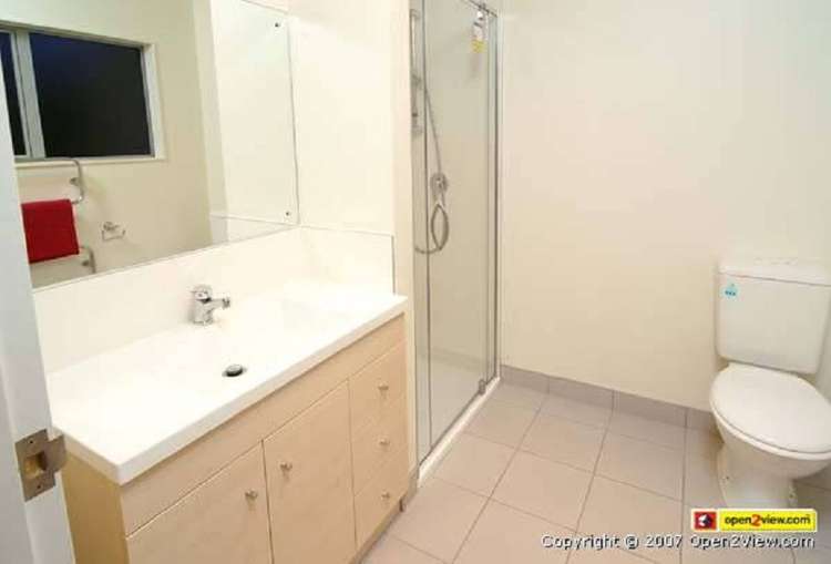 2/167a Carlisle Road Northcross_12