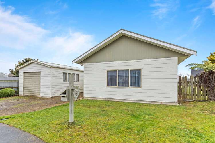 3 Kirkcaldie Grove Levin_18