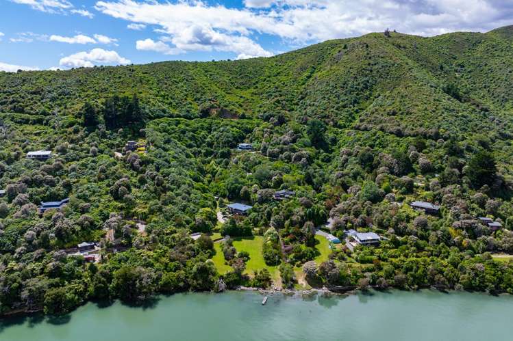 257 Queen Charlotte Drive Havelock_8