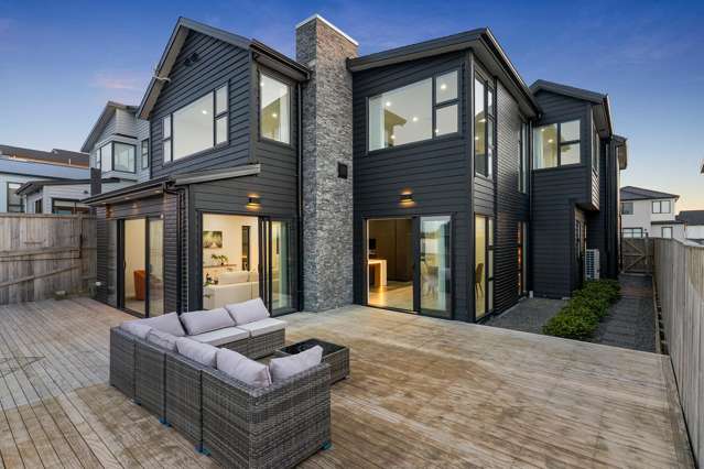 Timeless Luxury by Kim Veltman