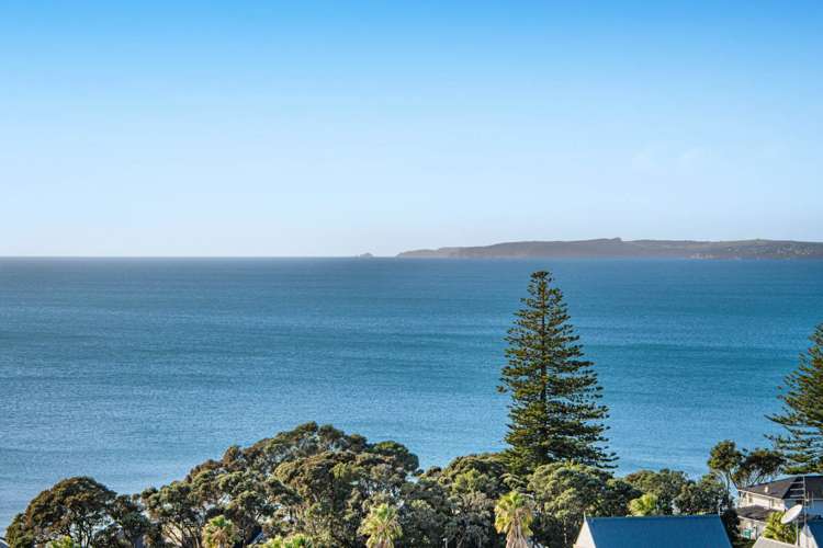 1111/11 Tamariki Avenue Orewa_27