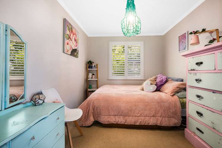 138 Mana Esplanade Paremata_21