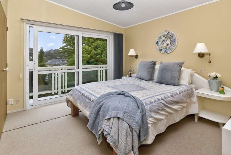 20 Colmar Road Mellons Bay_19