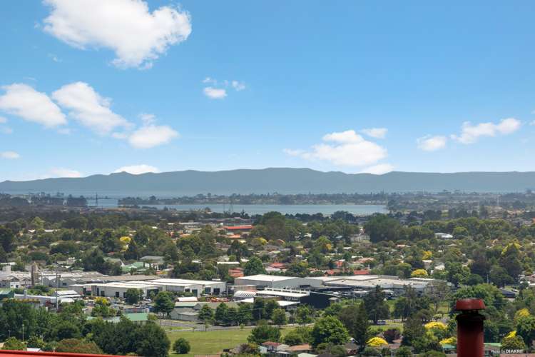 8 Gibbs Crescent Red Hill_10