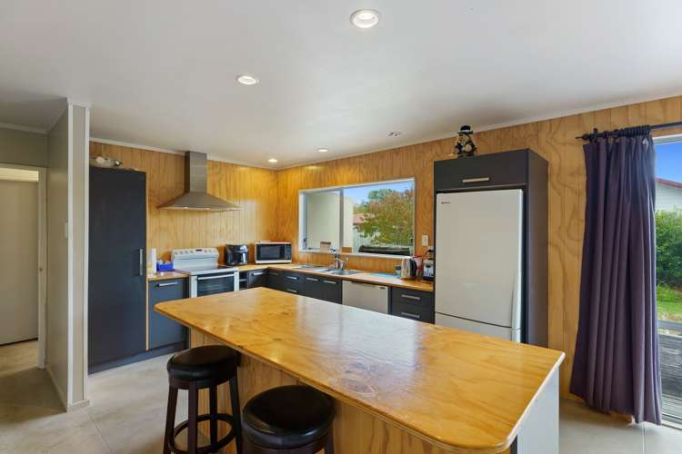 21 Te Rauparaha Street Otaki_8