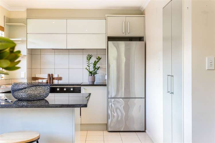 59a Hewlett Road Massey_26