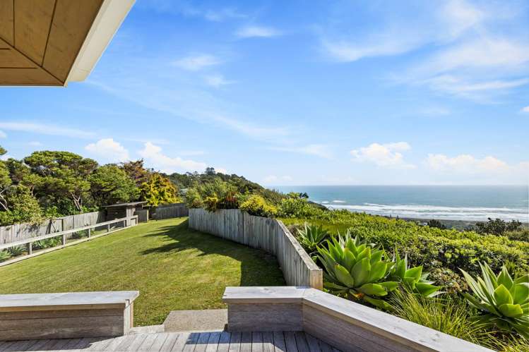 175 Oaia Road Muriwai Beach_15