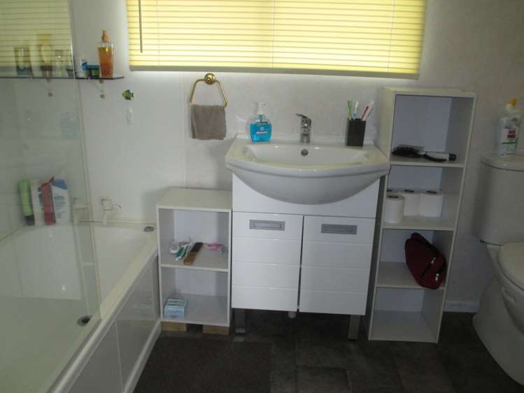 36 Golfers Drive Balclutha_9