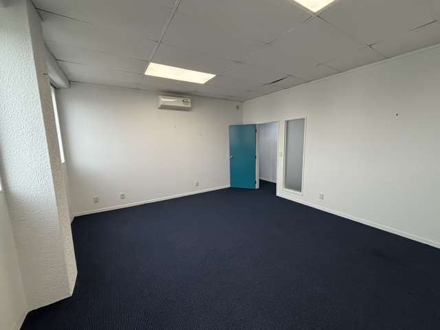 Office 1 and 9/109 Princess Street Palmerston North_2