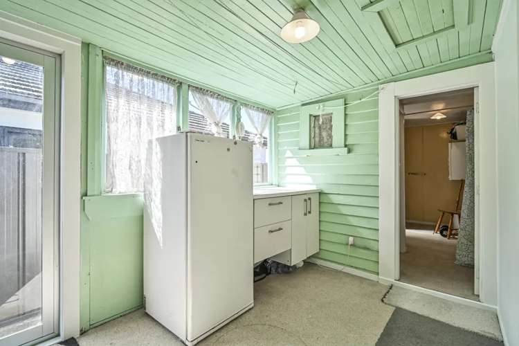 700 Buller Street Akina_11