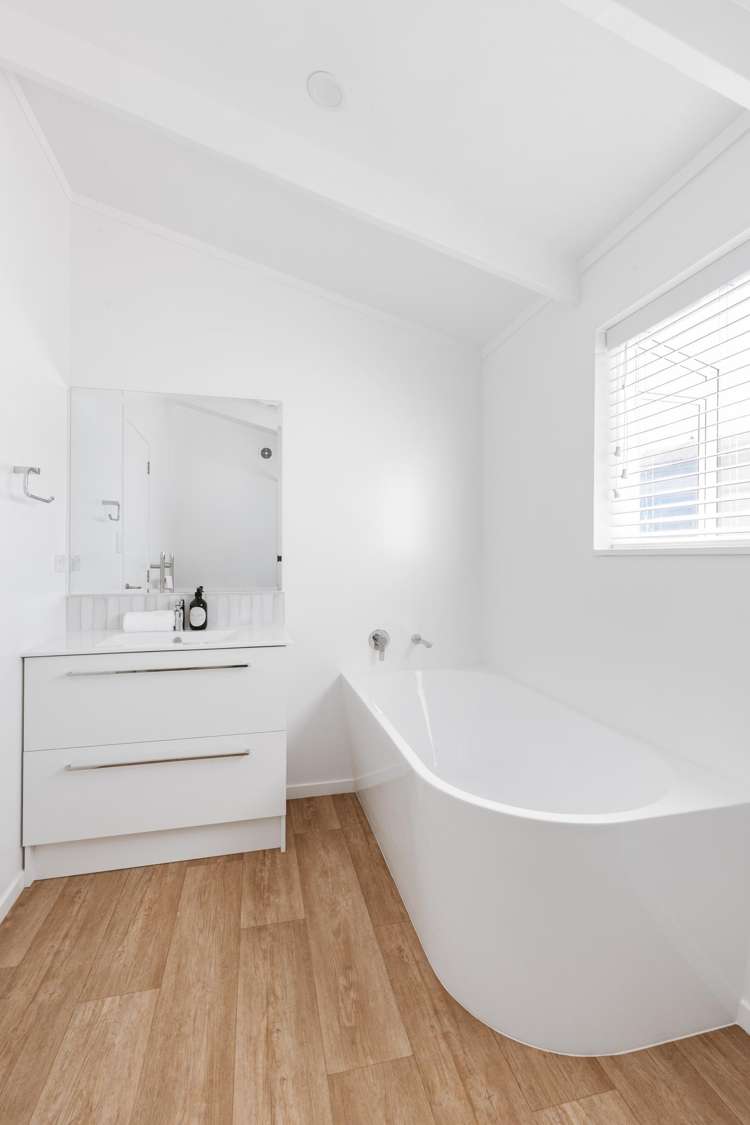 906 Papamoa Beach Road Papamoa_15