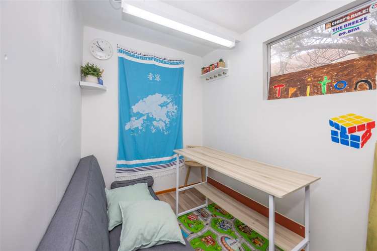 16 Caernarvon Street Dinsdale_17