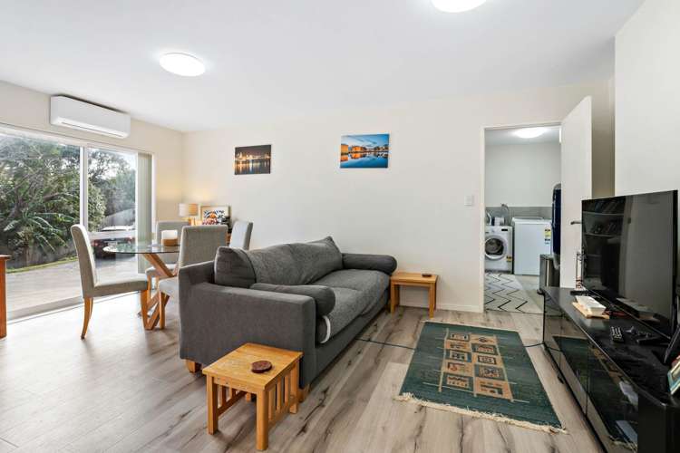 23a Derwent Crescent Titirangi_13