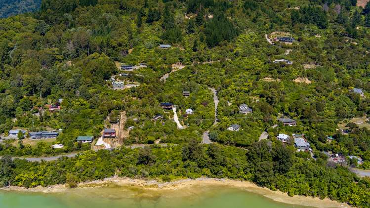 788 Queen Charlotte Drive Havelock_16