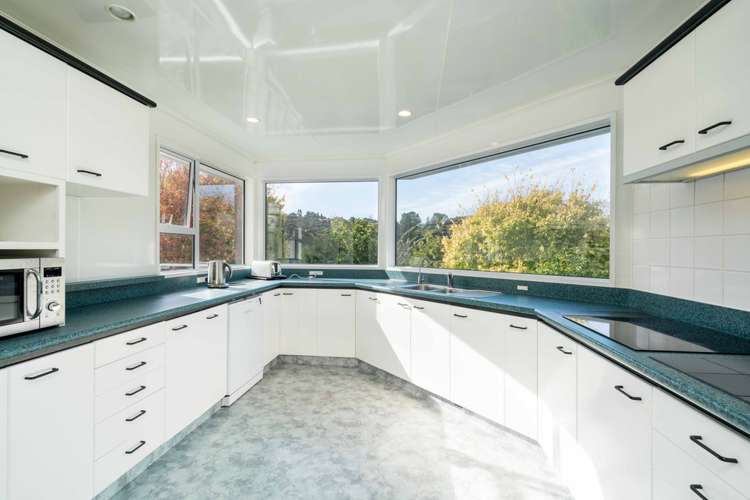 12 Freyberg Road Fairfield_5