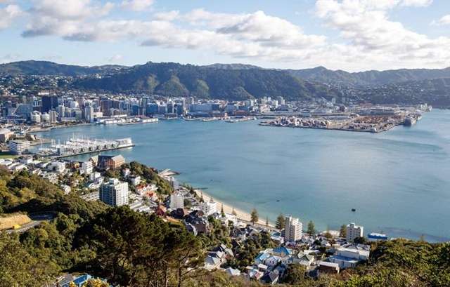 Oriental Bay: Have wealthy Kiwis soured on the 1990s’ most expensive suburb?