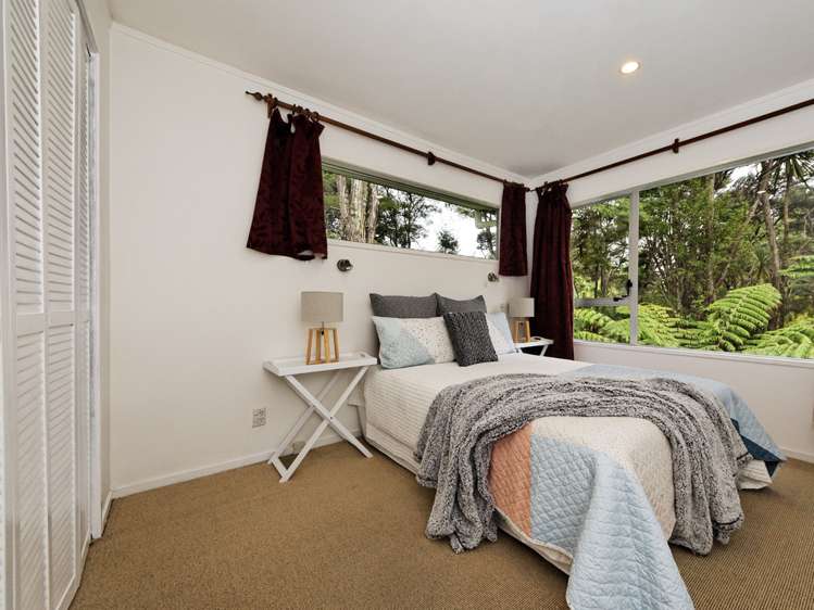 8 Sonnenberg Way Titirangi_12