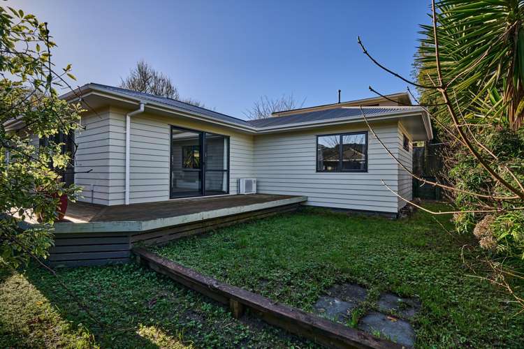 1A Peel Place Wainuiomata_13