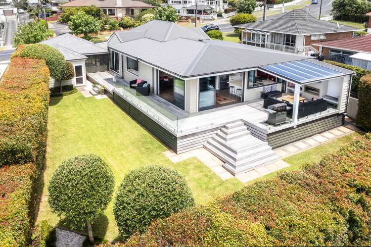 64 Uxbridge Road Mellons Bay_4