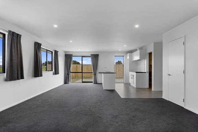 32 Plover Avenue Amberley_2