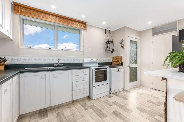 27 Staithes Drive North Whitby_2