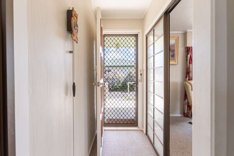 13 Victoria Avenue Dannevirke_17