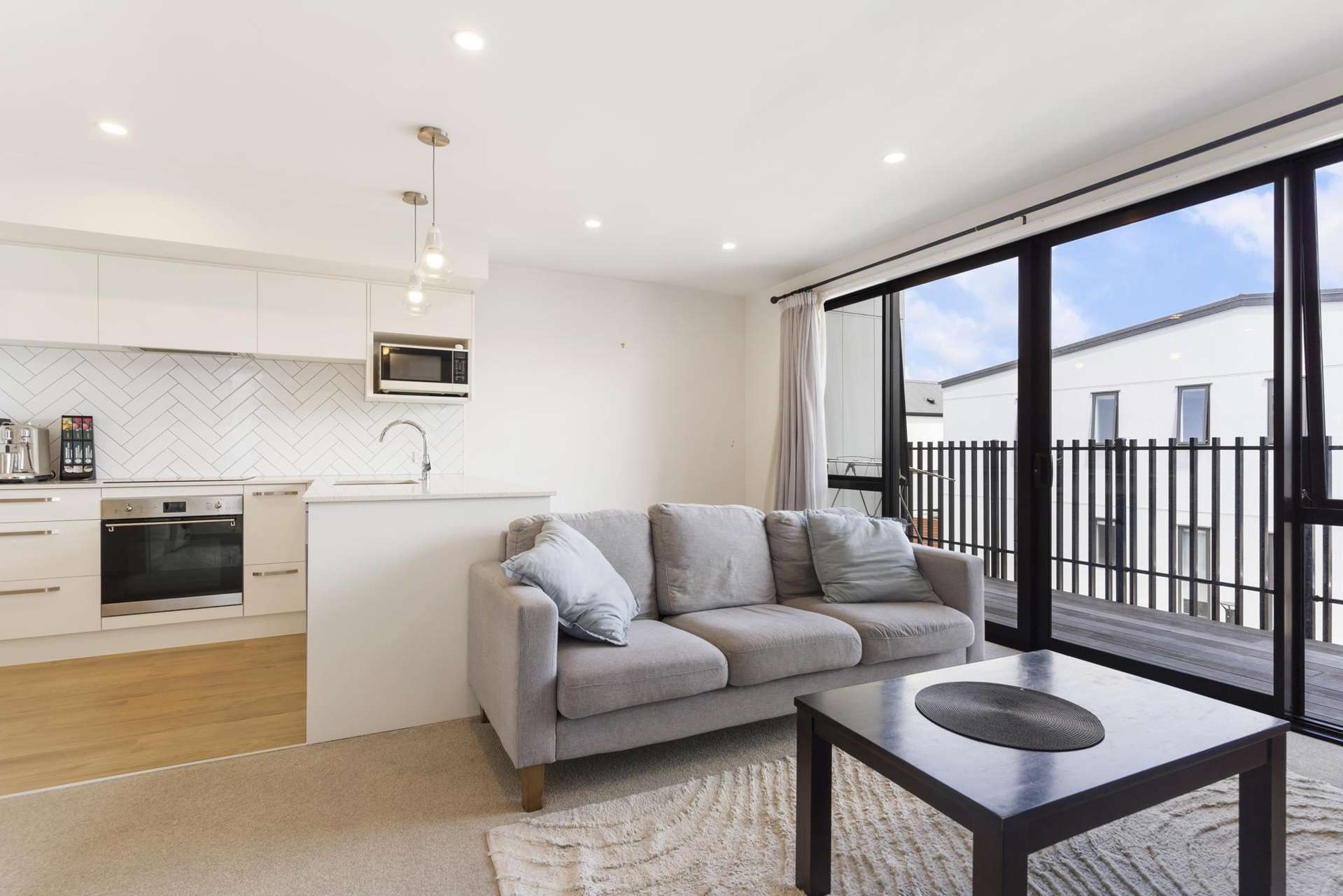2/12 Unga Place Beachlands_0