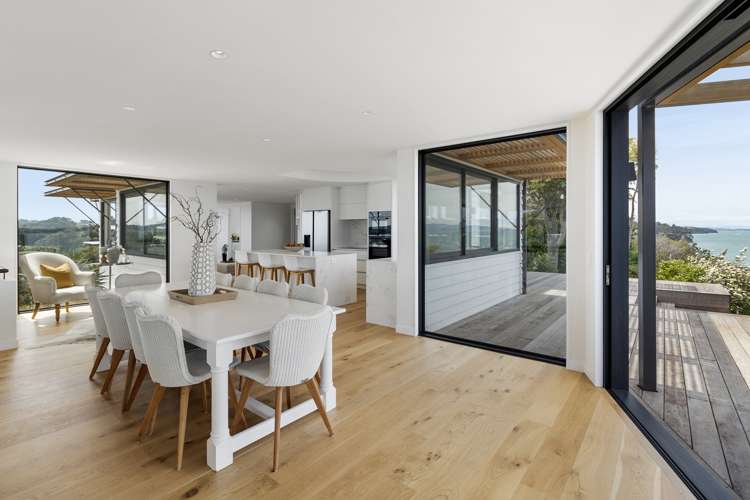 66 Kennedy Point Road Surfdale_51