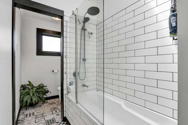 36 Wilson Street Hawera_19