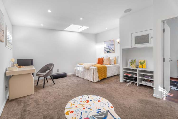 72 Cliff Road Torbay_14