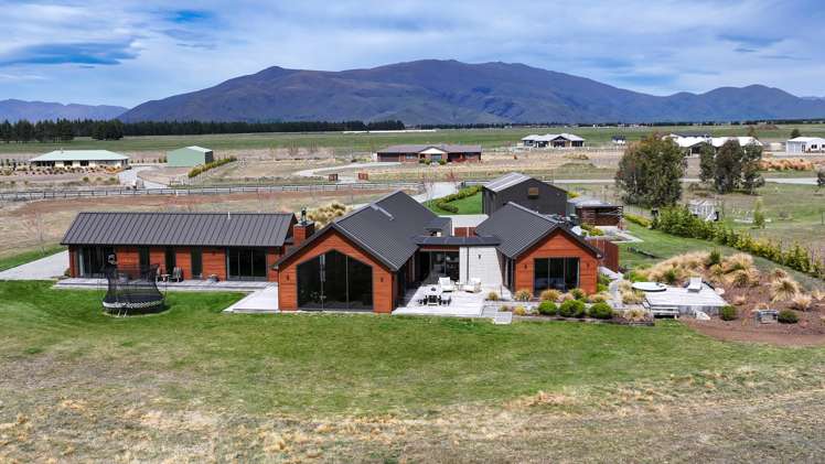 64 Boundary Terrace Twizel_30