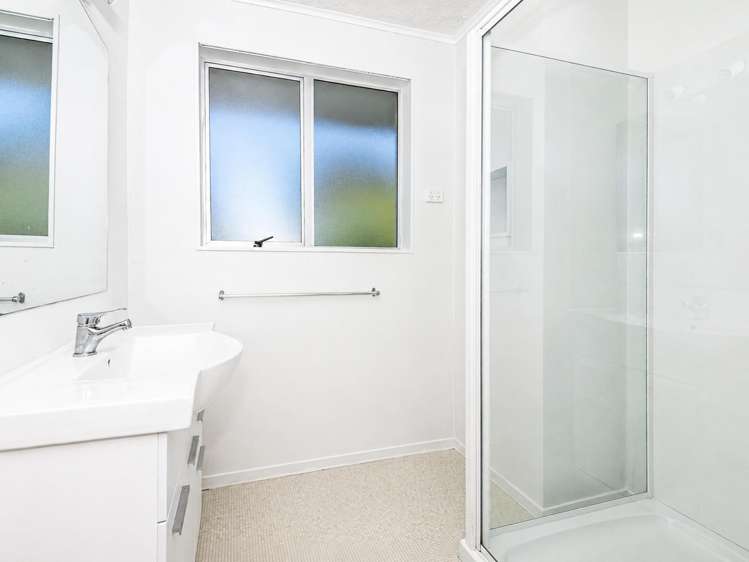 38 Norfolk Crescent Otaki Beach_6