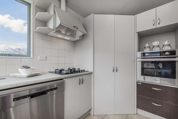 5 Bering Street Northwood_8