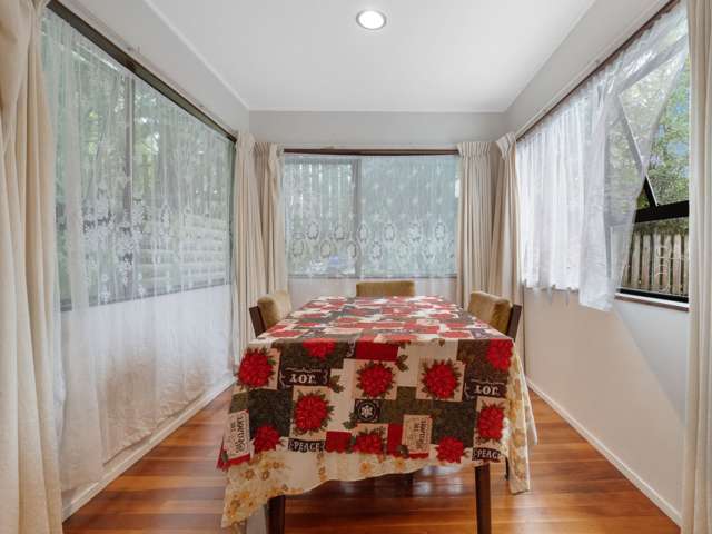 12 Karapiti Place Glen Eden_4