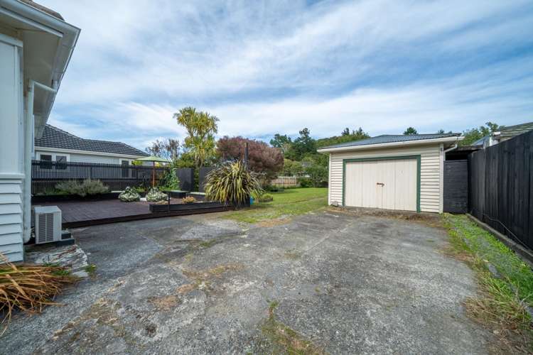 53 Hyde Street Wainuiomata_18