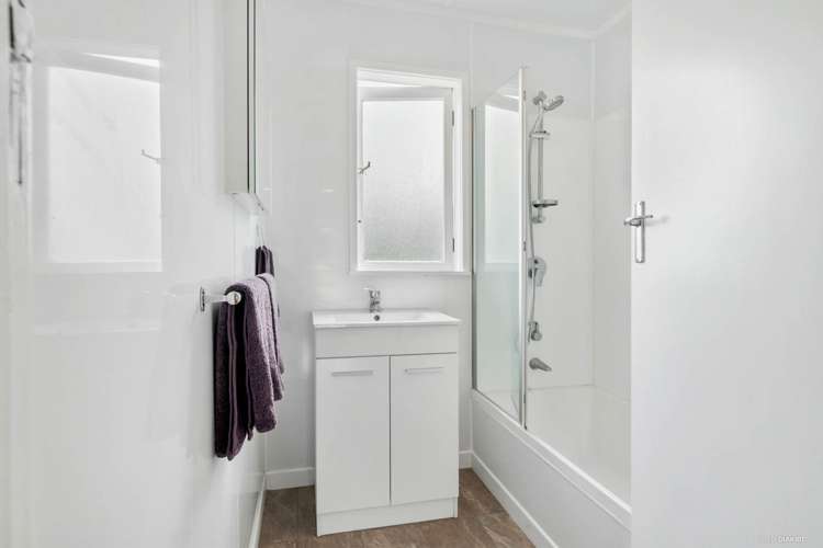 39 Lewis Road Otaua_15