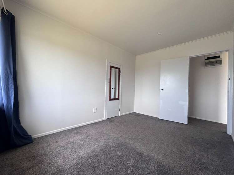 1 Ayrton Street Te Atatu South_6