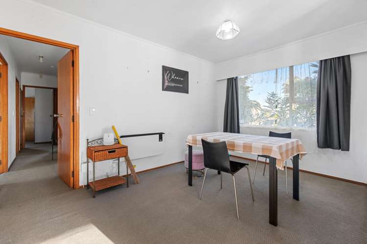 64 Sunlands Drive Manurewa_21