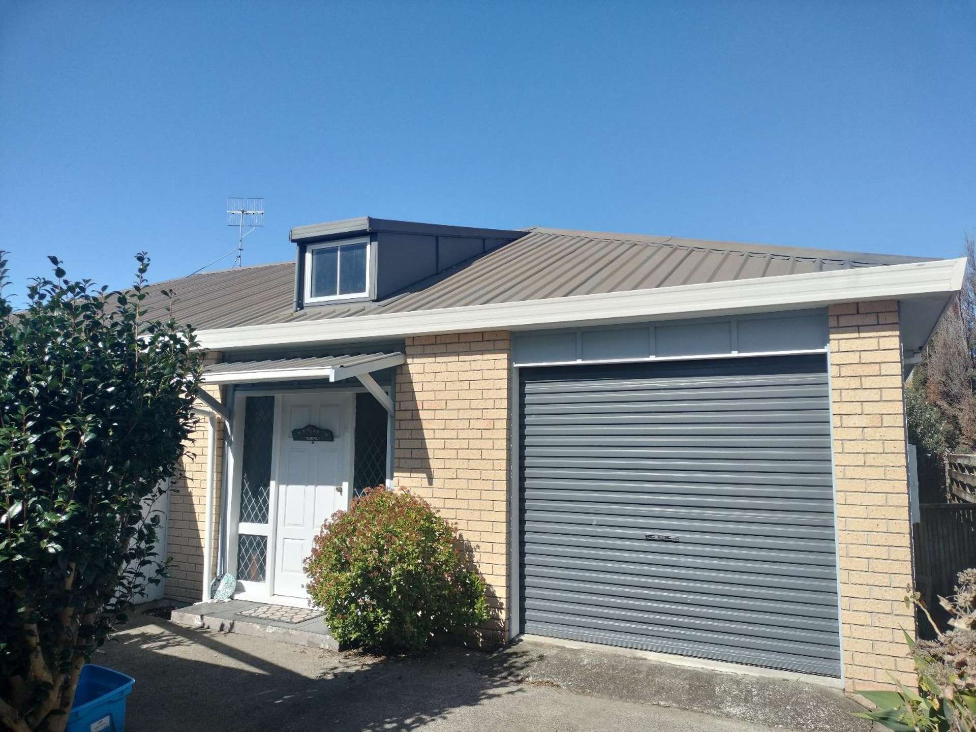 b/14 Francis Dr 11545_0