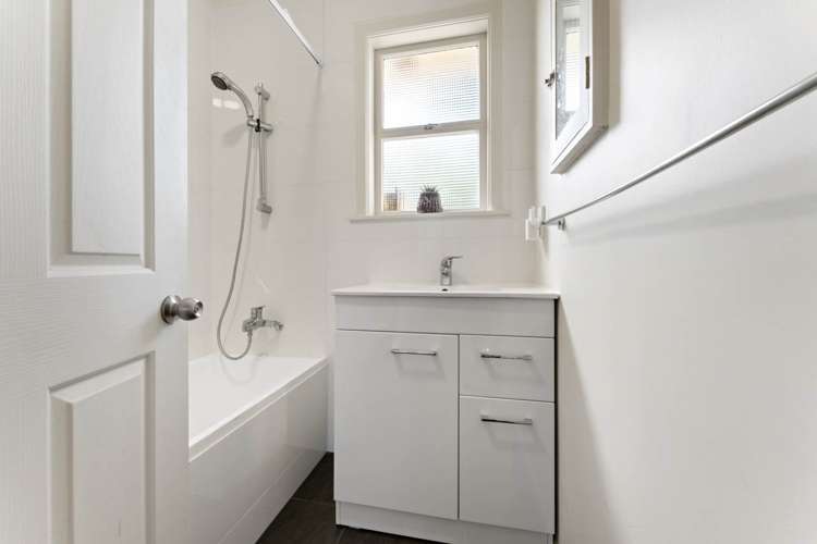 10 Sabulite Road Kelston_18