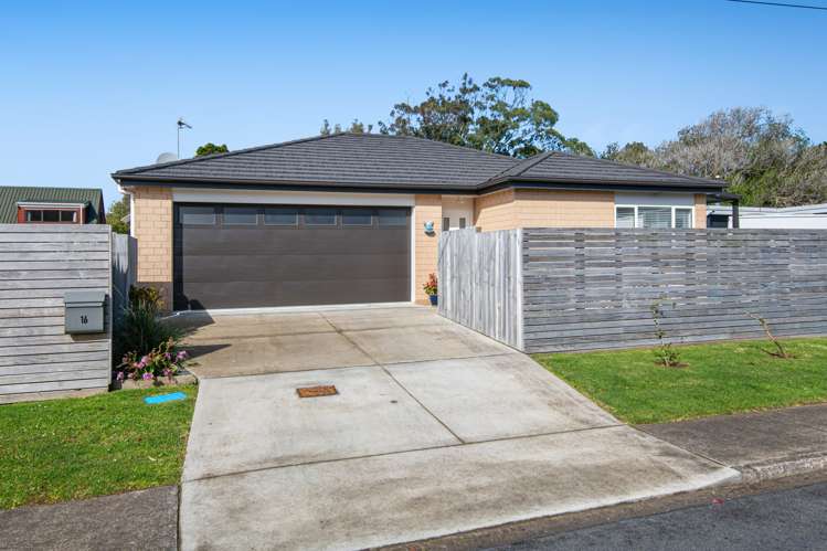 16 Forest Glen Orewa_3