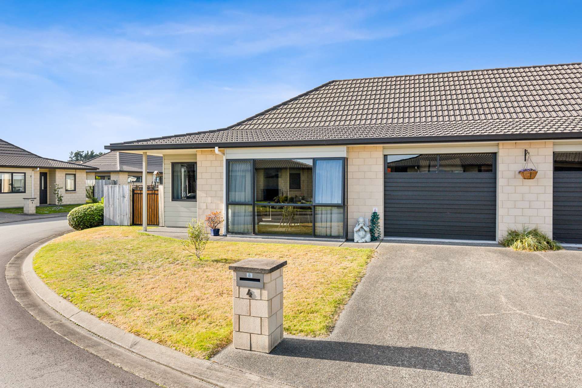 4/3 Georgia Grove Paraparaumu_0