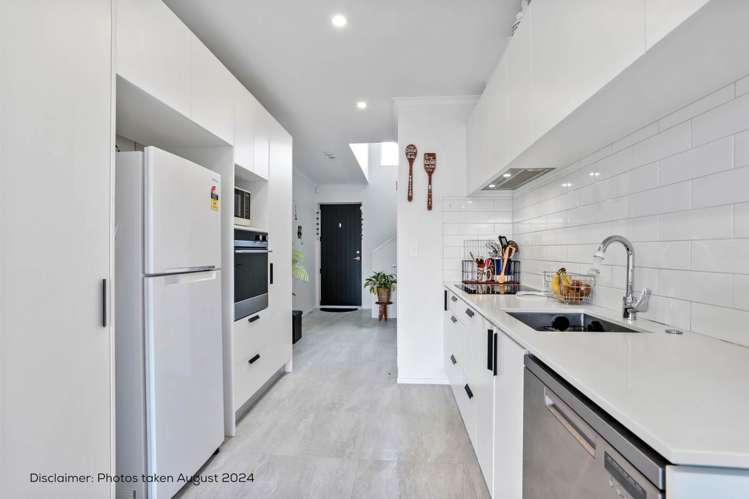 52 Vincent McGrath Crescent Swanson_9